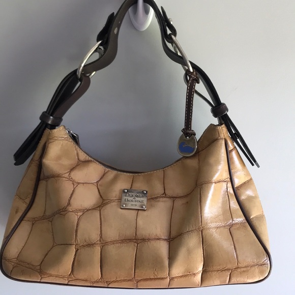 Dooney & Bourke Handbags - Authentic Dooney & Bourke bag